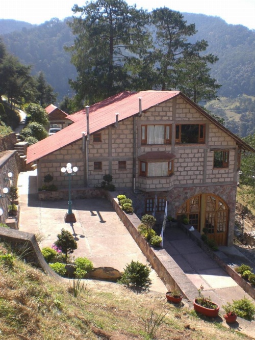 Cabañas 5 Pinos image 39
